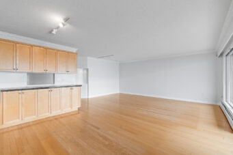 #203 - 150 24th Street